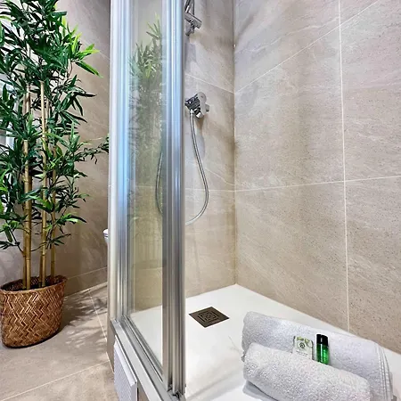 Fabulous Near Bercy Apartment